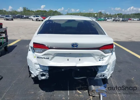 2025 Toyota Corolla Hybrid Le из США, поврежденный, VIN JTDBCMFEXS3090687